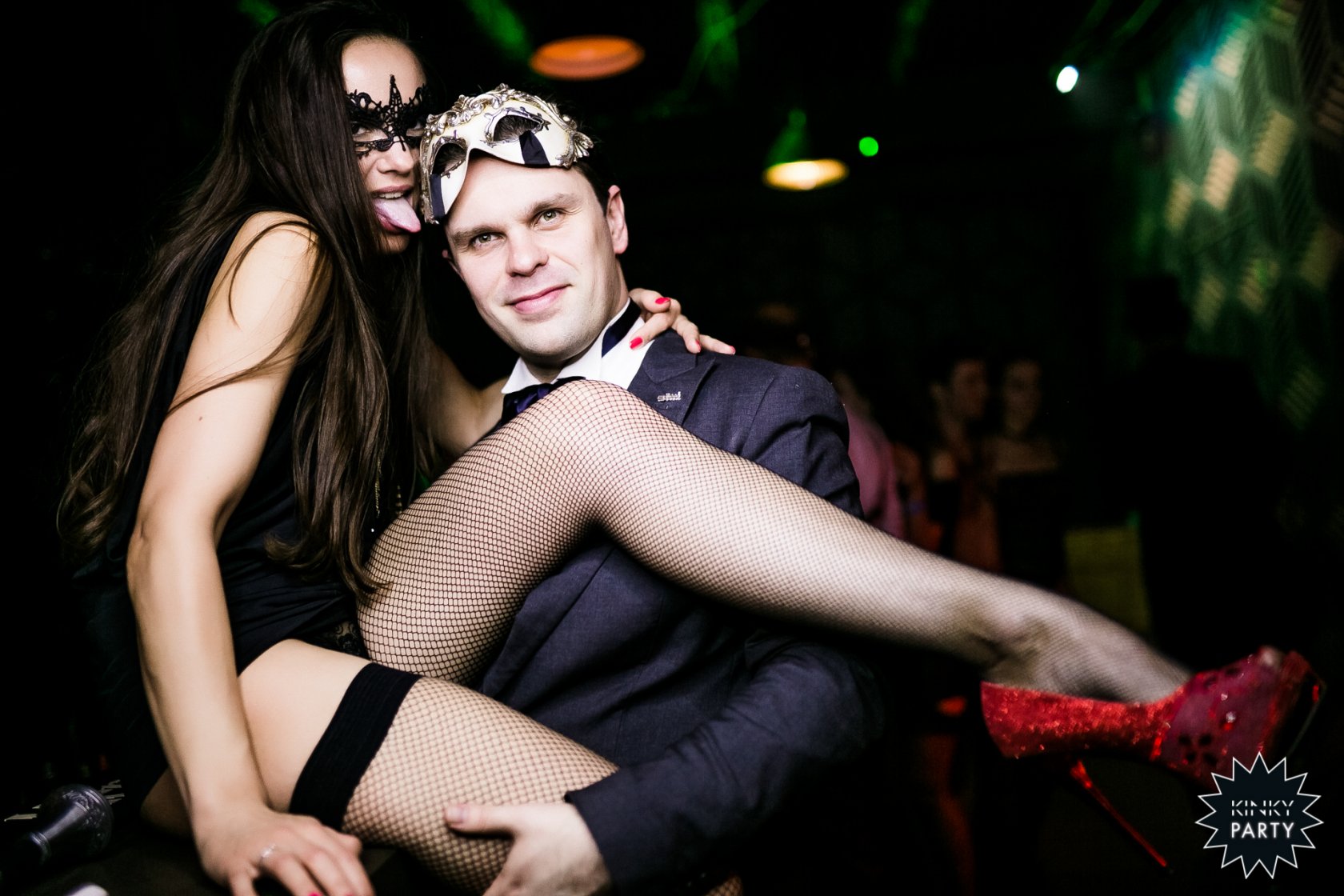 Анальный Секс В Клубных Вечеринках