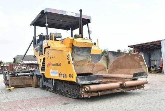 Аренда асфальтоукладчика Volvo Titan 326