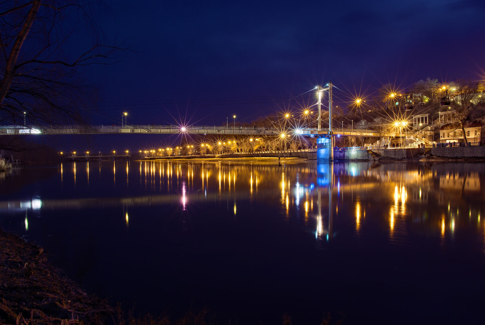 Оренбург мост через Урал ночью
