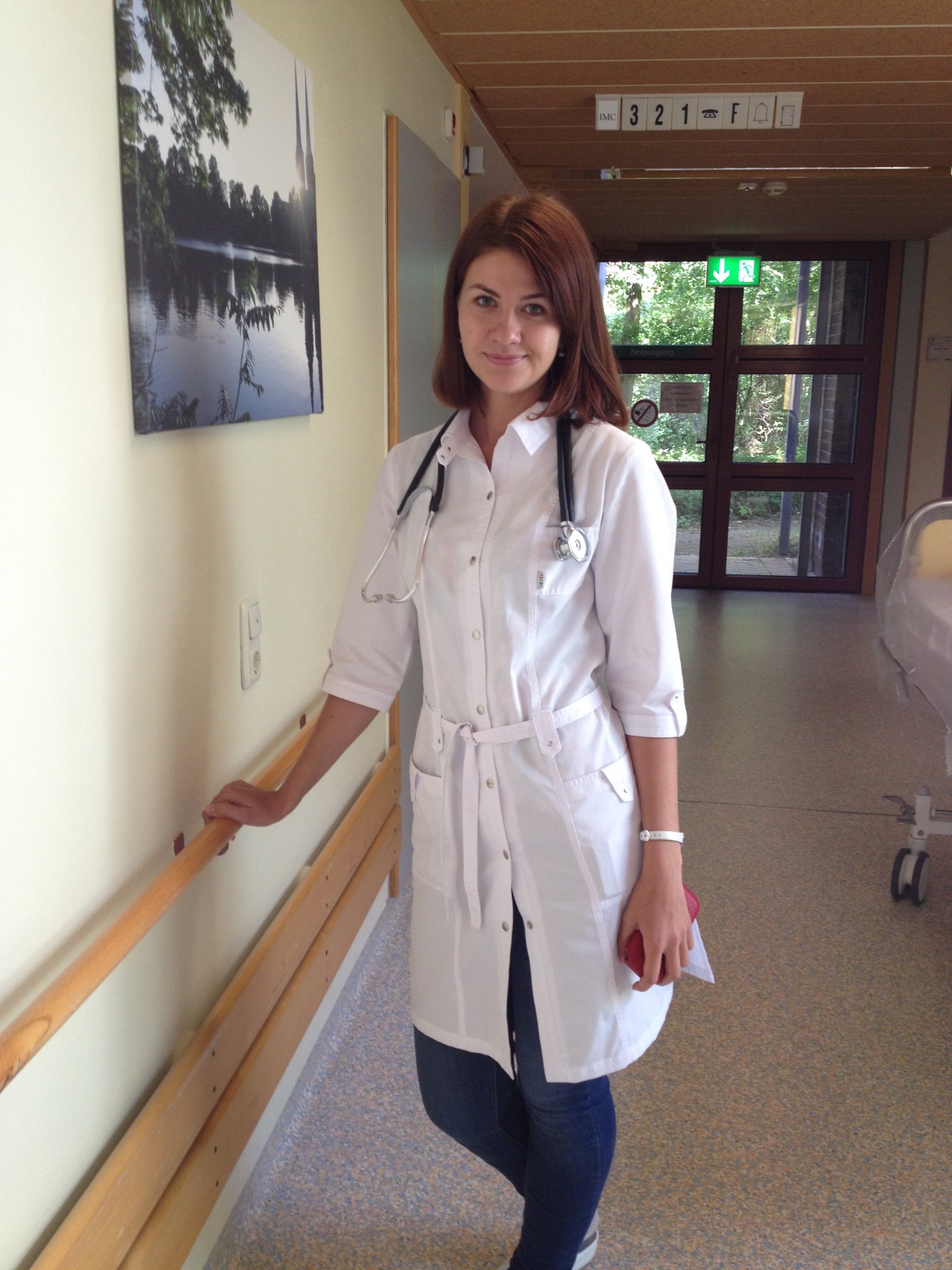 Красивые девушки медики