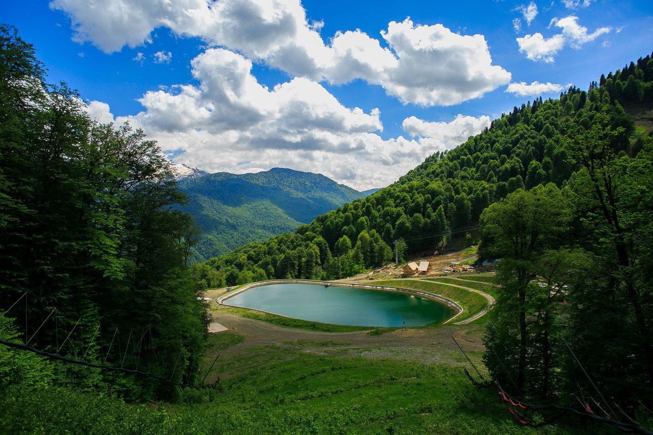 красная поляна озеро