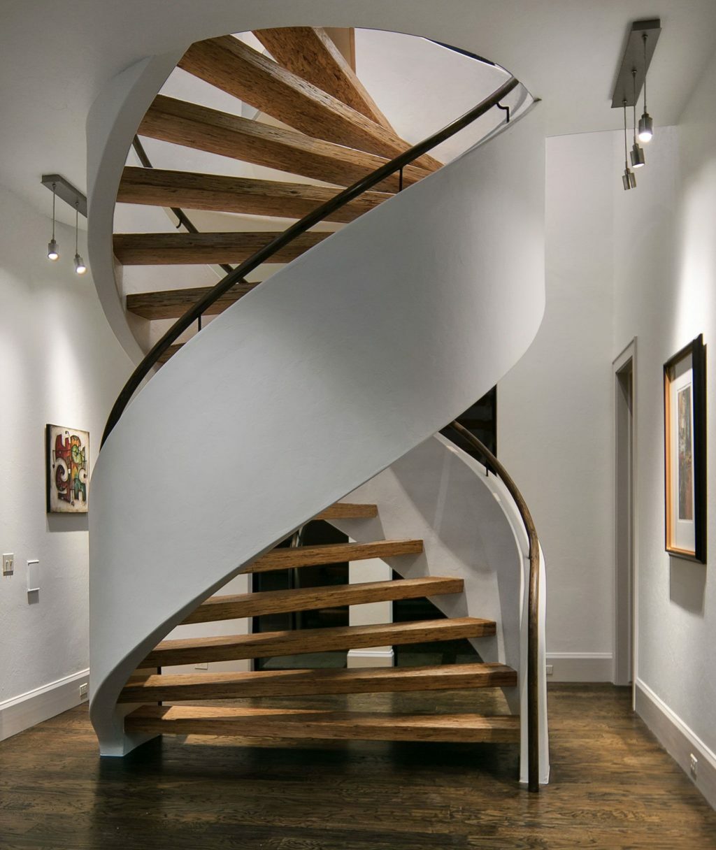 винтовые лестницы на второй этаж фото