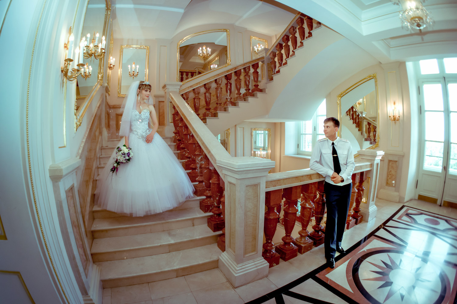 Самые красивые места для свадьбы в Москве