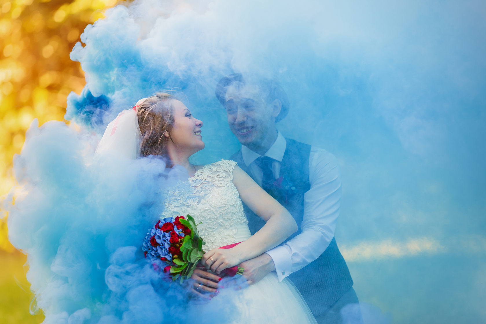свадебные фото с дымом