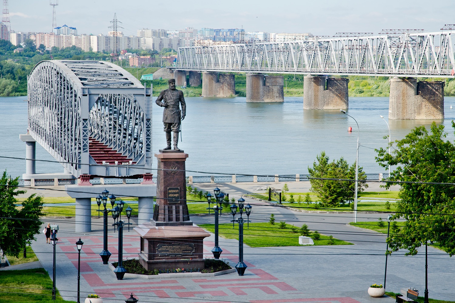 Набережная реки Обь Новосибирск в праздник