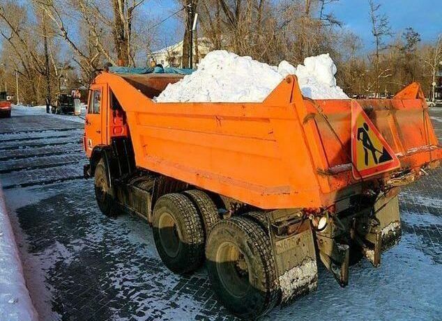 Вывоз снега самосвалом 10т