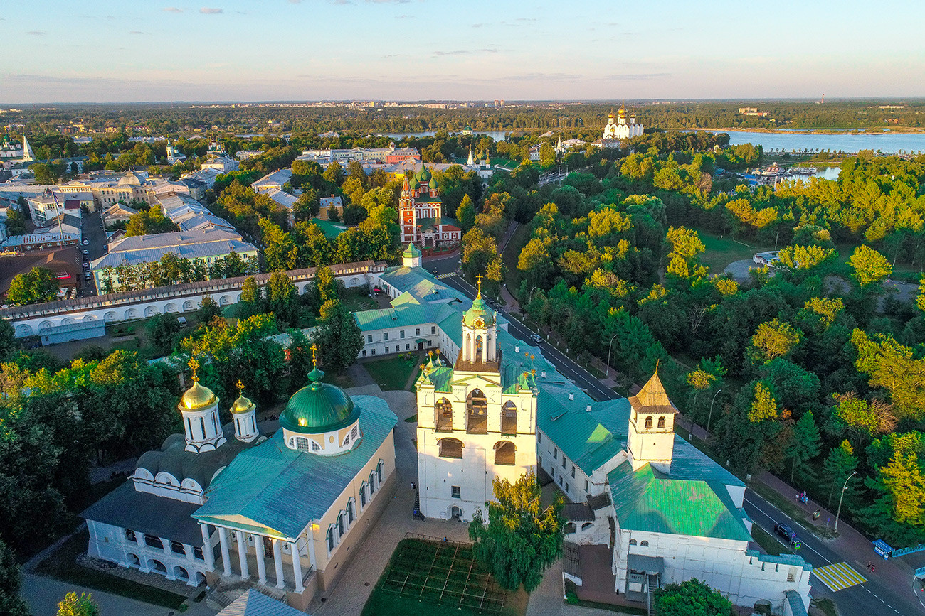 Спасо-Преображенский монастырь Ярославль