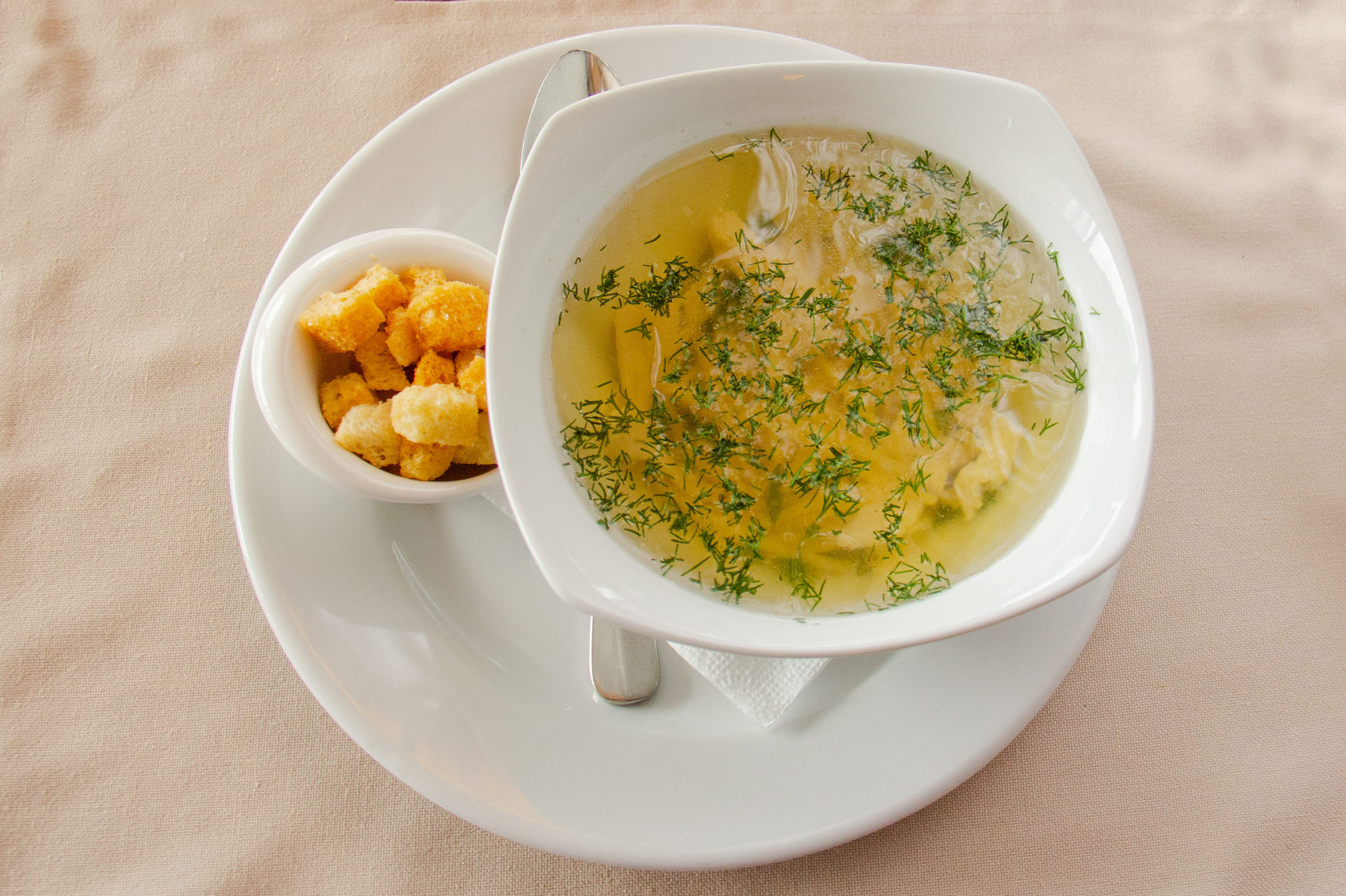 Щавелевый суп рецепт с яйцом с курицей рецепт с фото