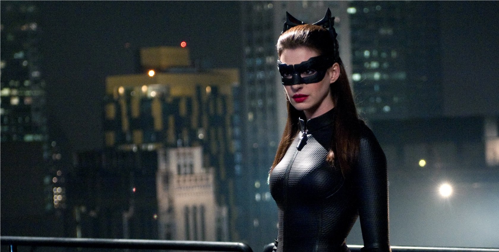 Catwoman touching herself free porn pictures