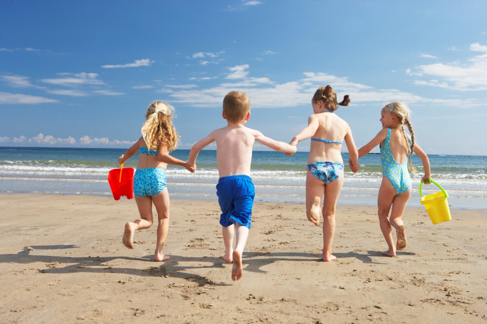 Семьи Нудистов С Детьми На Пляже