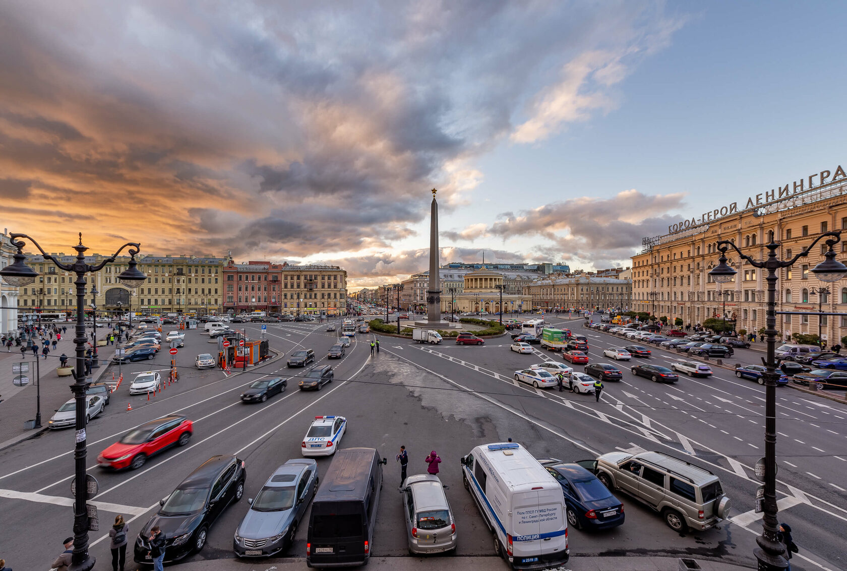 площадь восстания в санкт петербурге