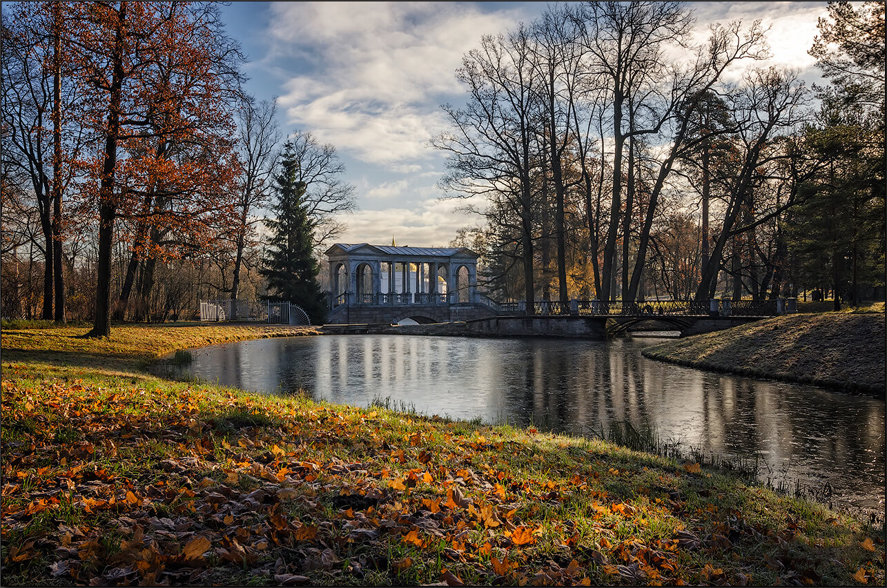 Екатерининский парк осенью Санкт-Петербург