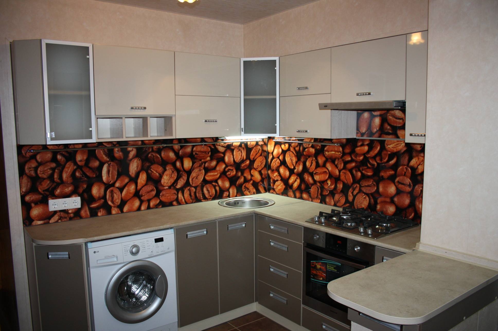 Кухонные стеновые панели