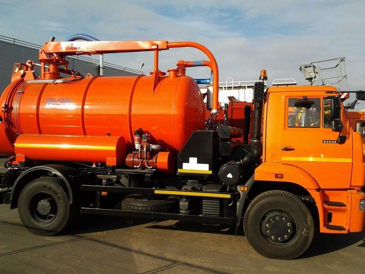 Фото Асенизаторные Машины 2 Бака Новосибирске — Картинки фотографии