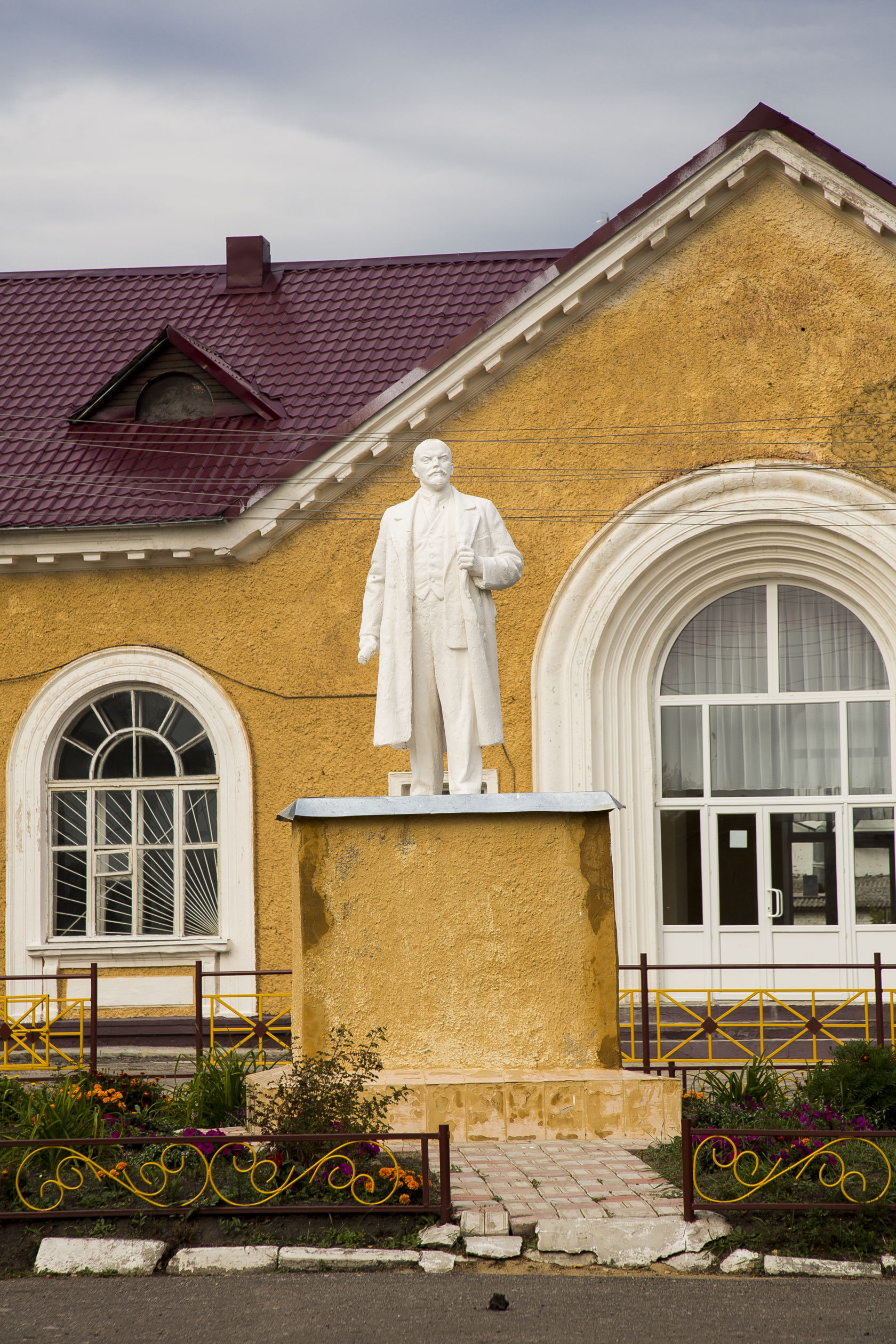 Кимовск. Кимовск Тульская. Статуя Ленина в Кимовске. КИМОВ. Достопримечательности Кимовска Тульской.