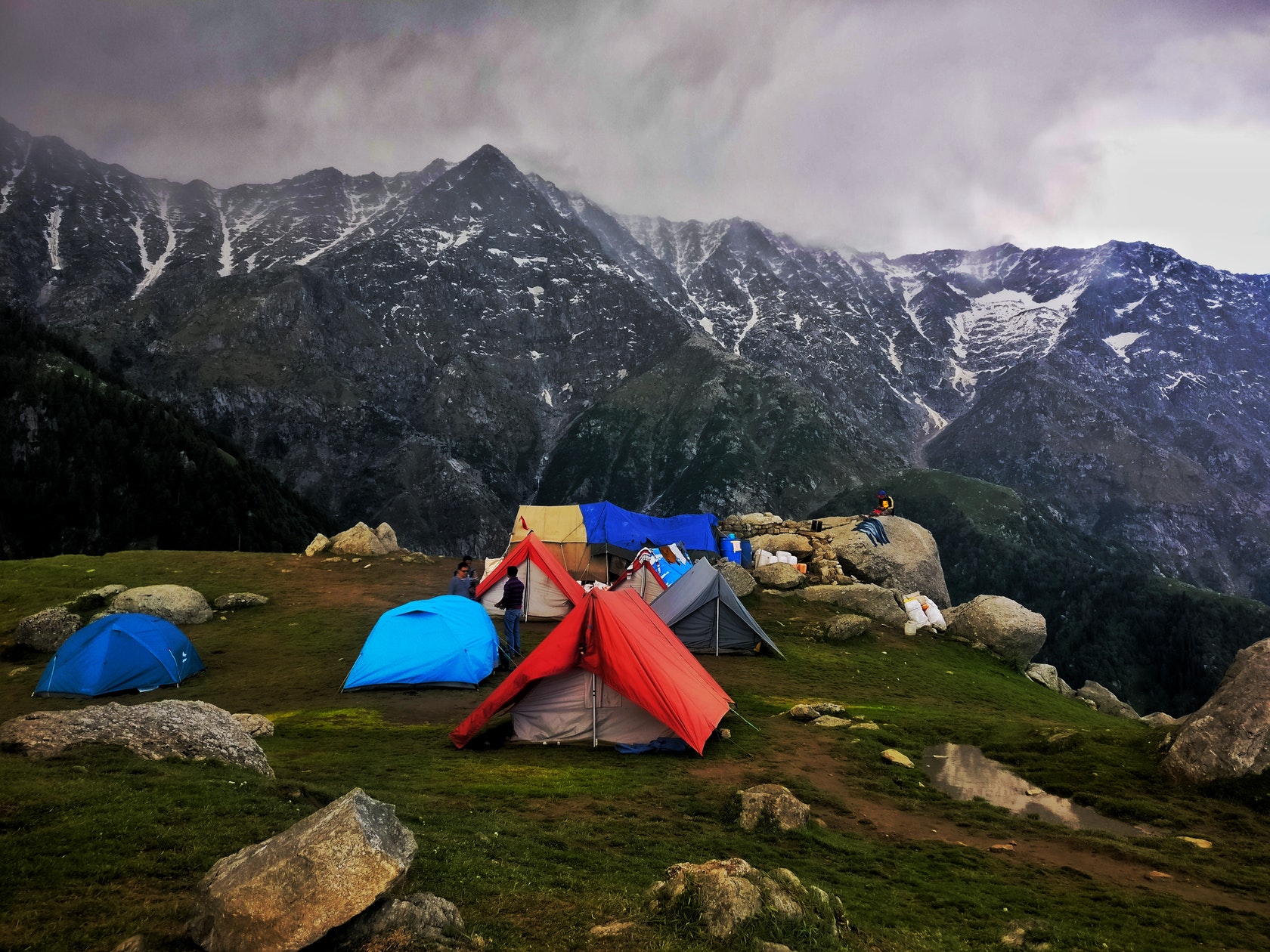 палатки на горах