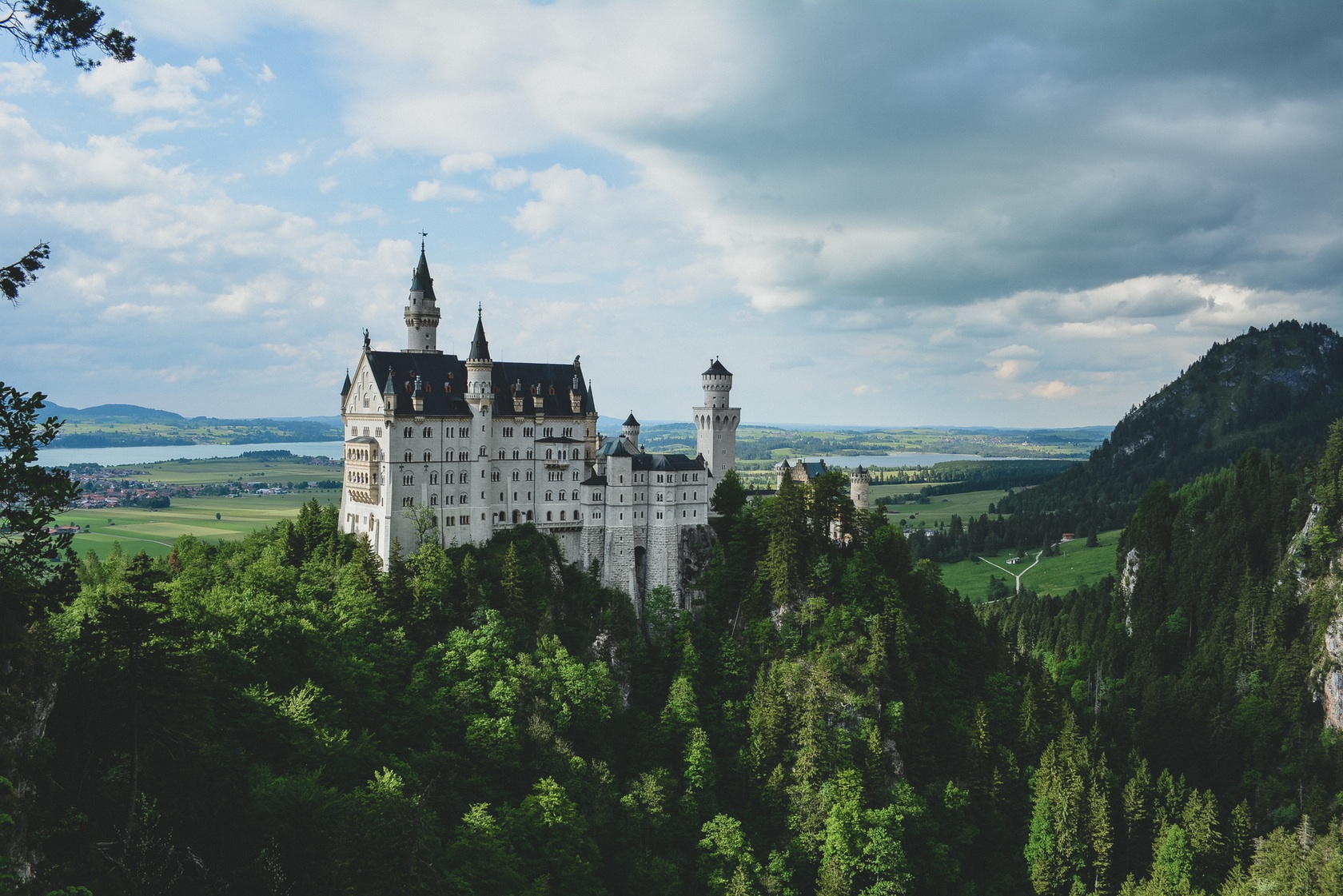 your-guide-to-traveling-around-germany-with-a-rental-car