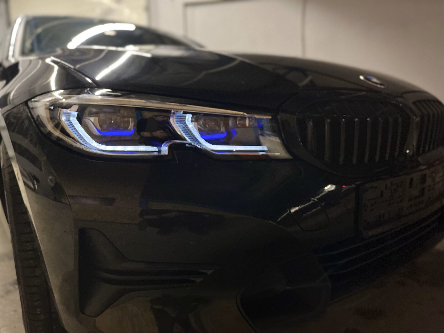 Лазерные фары BMW