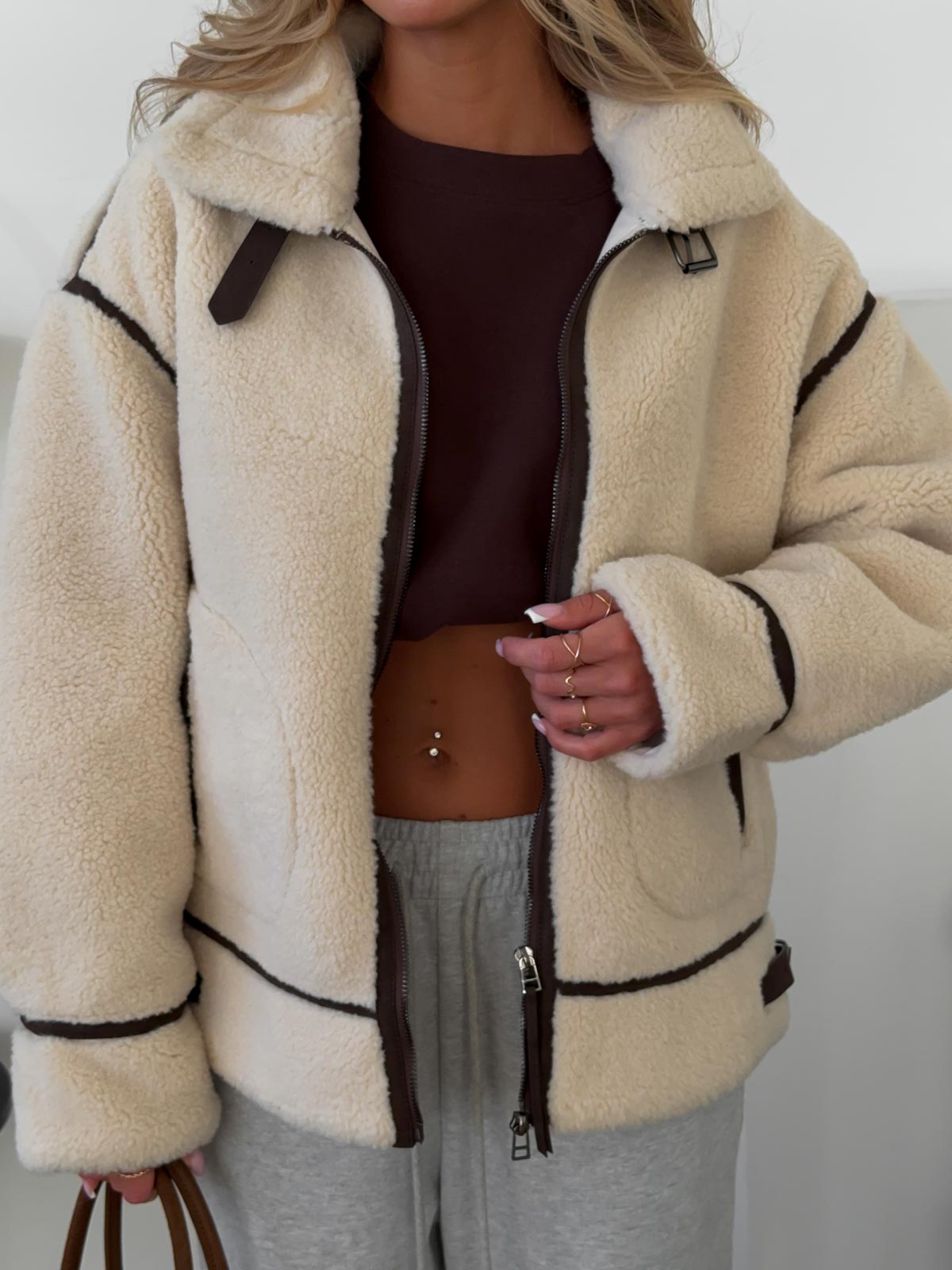 Дубленка весенняя Bear