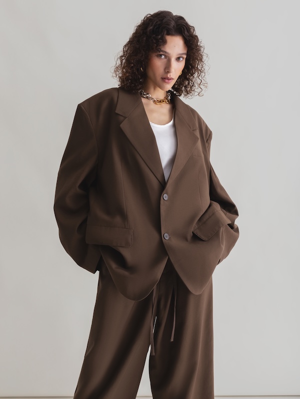 Пиджак однобортный оверсайз без подклада, светло-коричневый