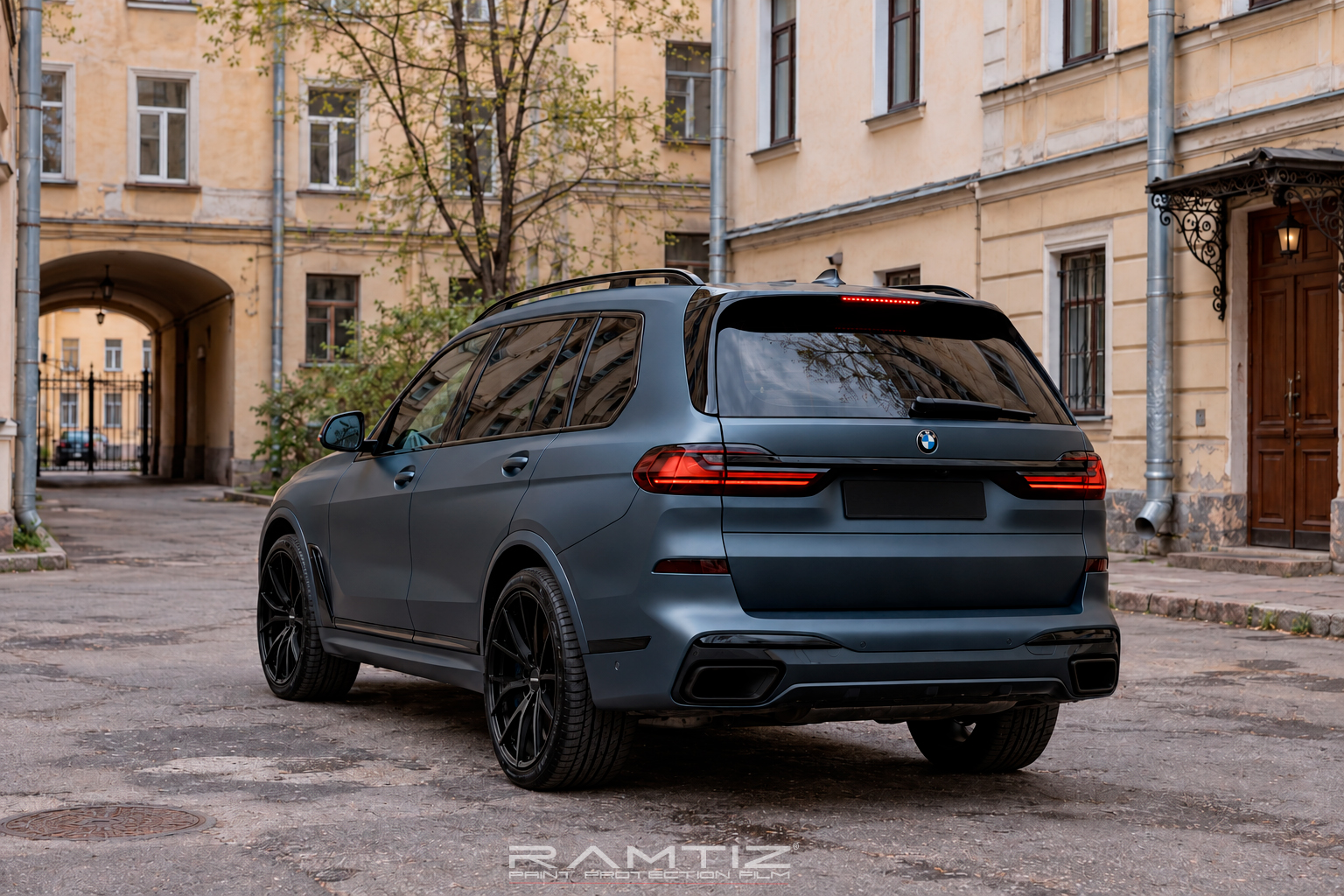 Матовая полиуретановая плёнка Ramtiz Defense Satin M