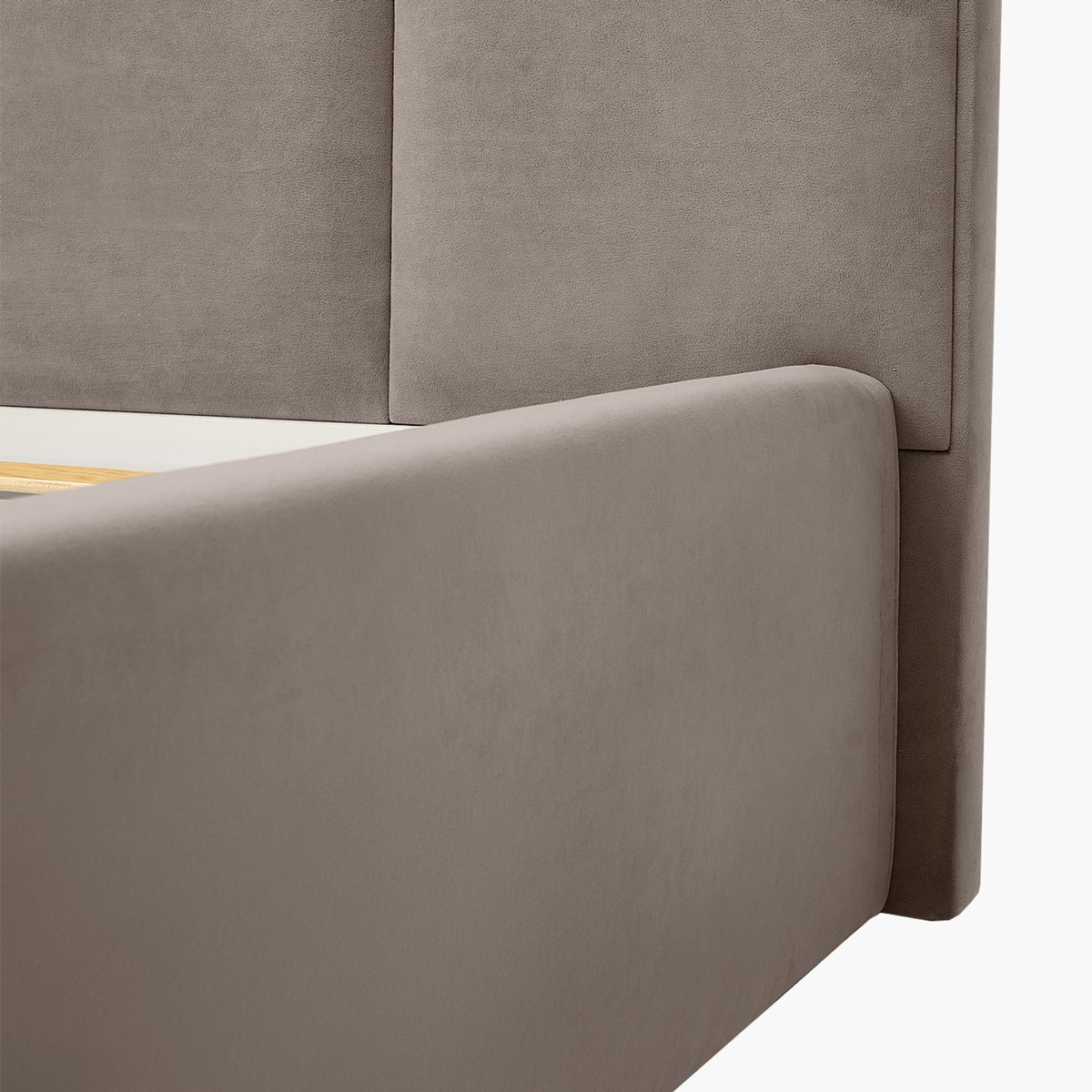 Точная "состыковка" деталей кровати