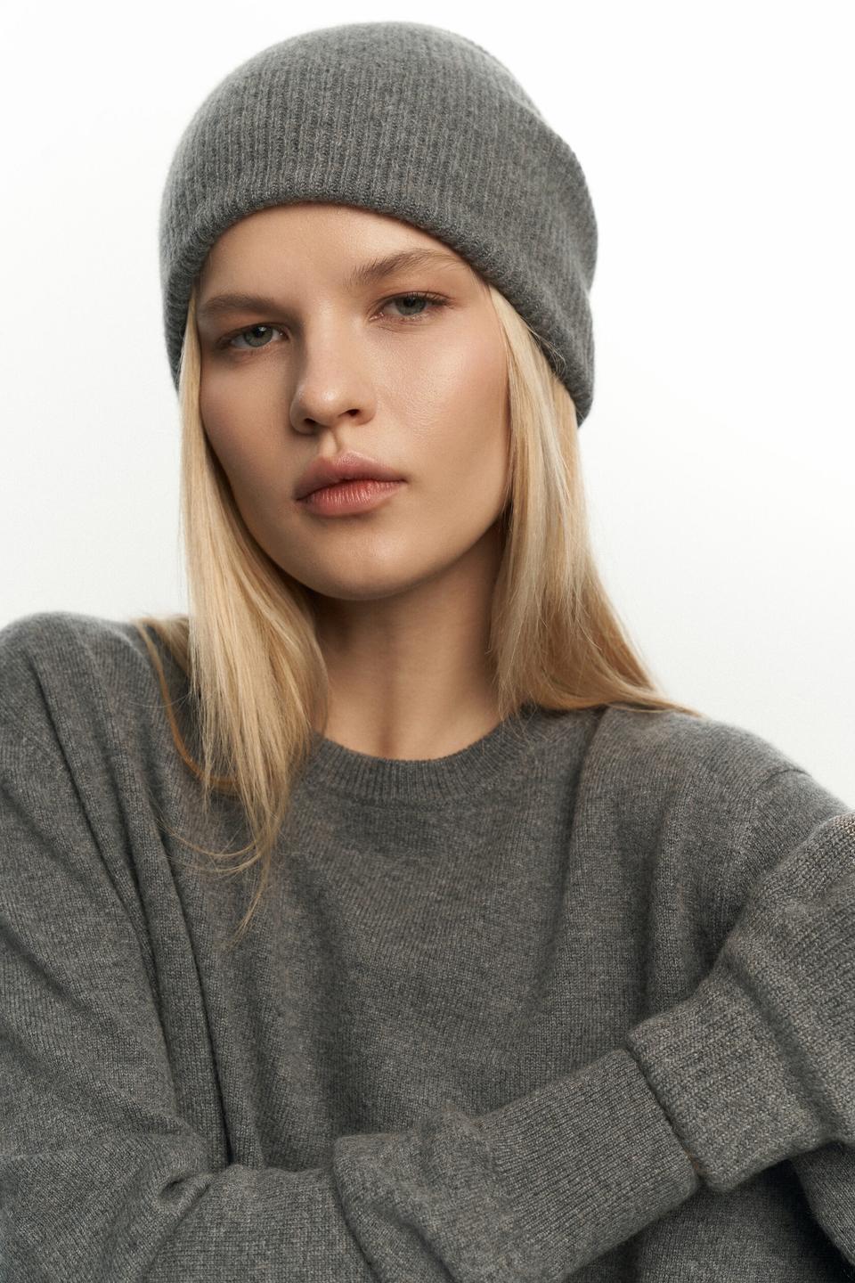Шапка Grey из монгольского кашемира