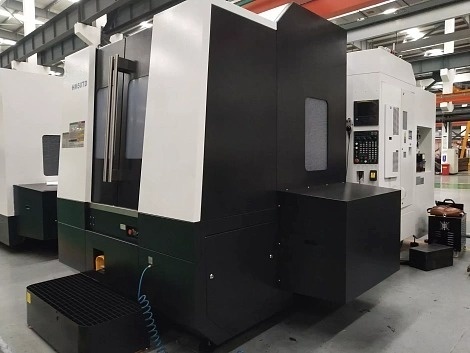 Горизонтально-фрезерный обрабатывающий центр с ЧПУ HM50TD, превью 3