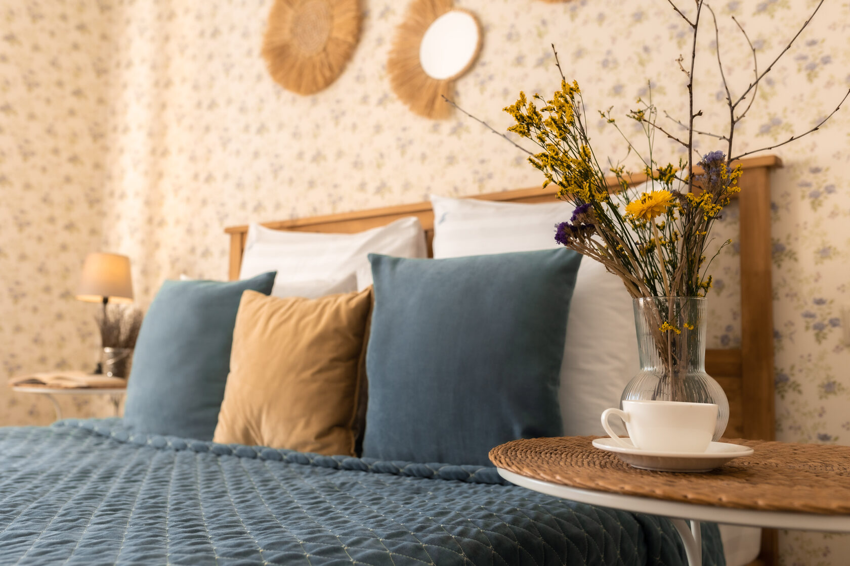 Русское поле