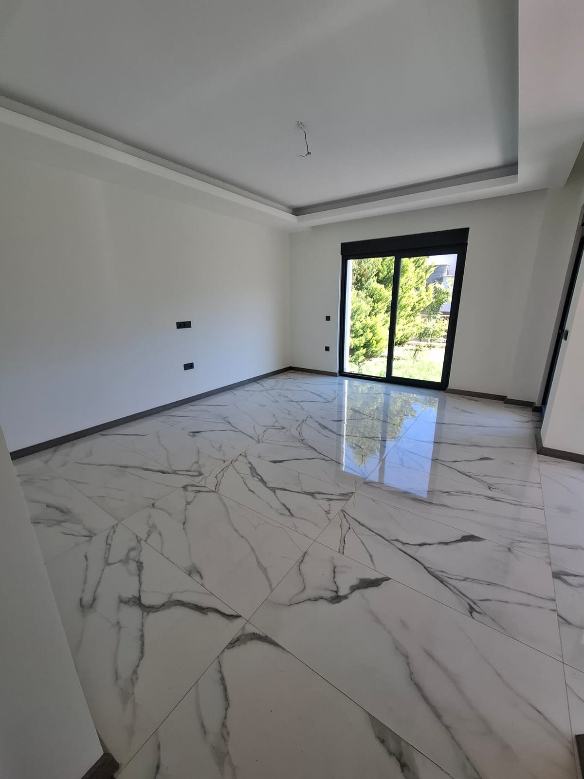 Avocado Villa · bez mebli · 3+1 — zdjęcie 2