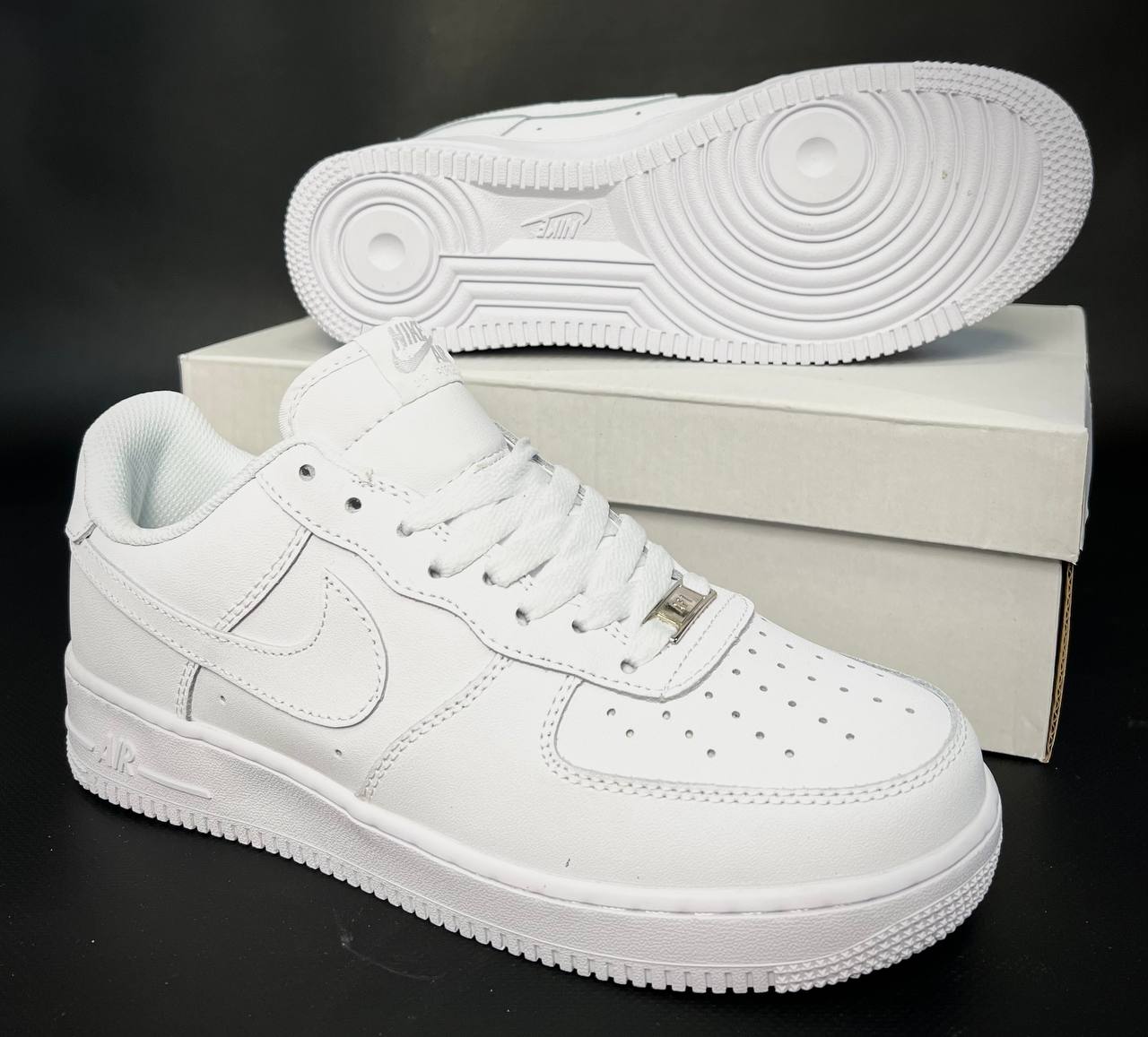 Поставщик кроссовок. Nike Air Force 1. Поставщики кроссовок. Поставщики кроссовок Nike.