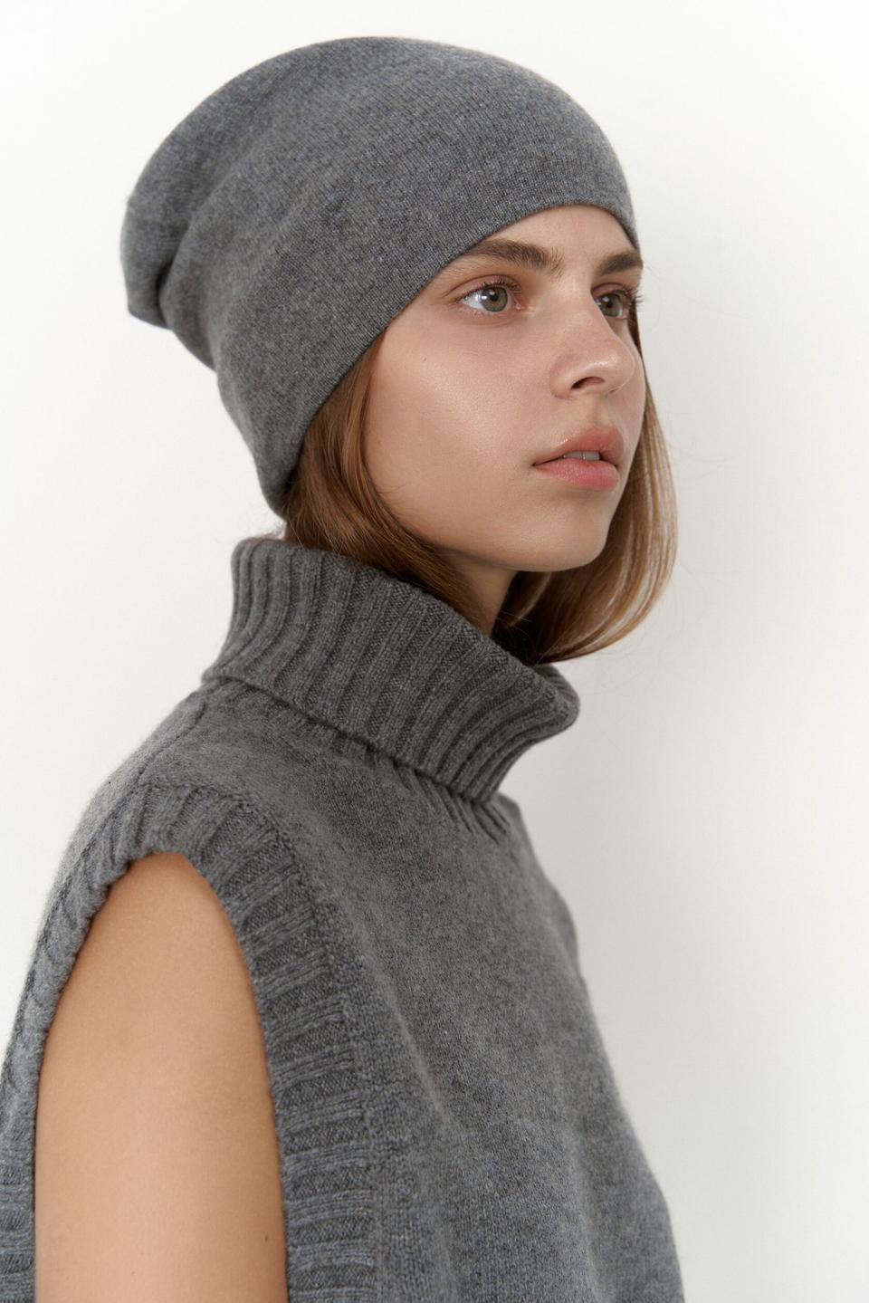 Шапка бесшовная Grey из монгольского кашемира