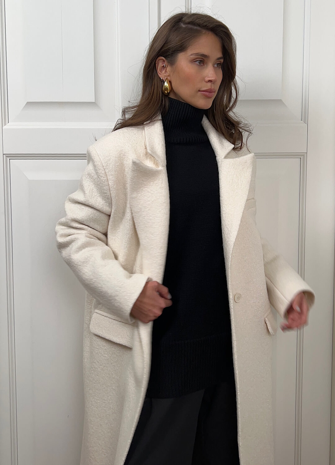 

Двубортное пальто с шарфом Rich из итальянской шерсти - Белое, Milk;белый