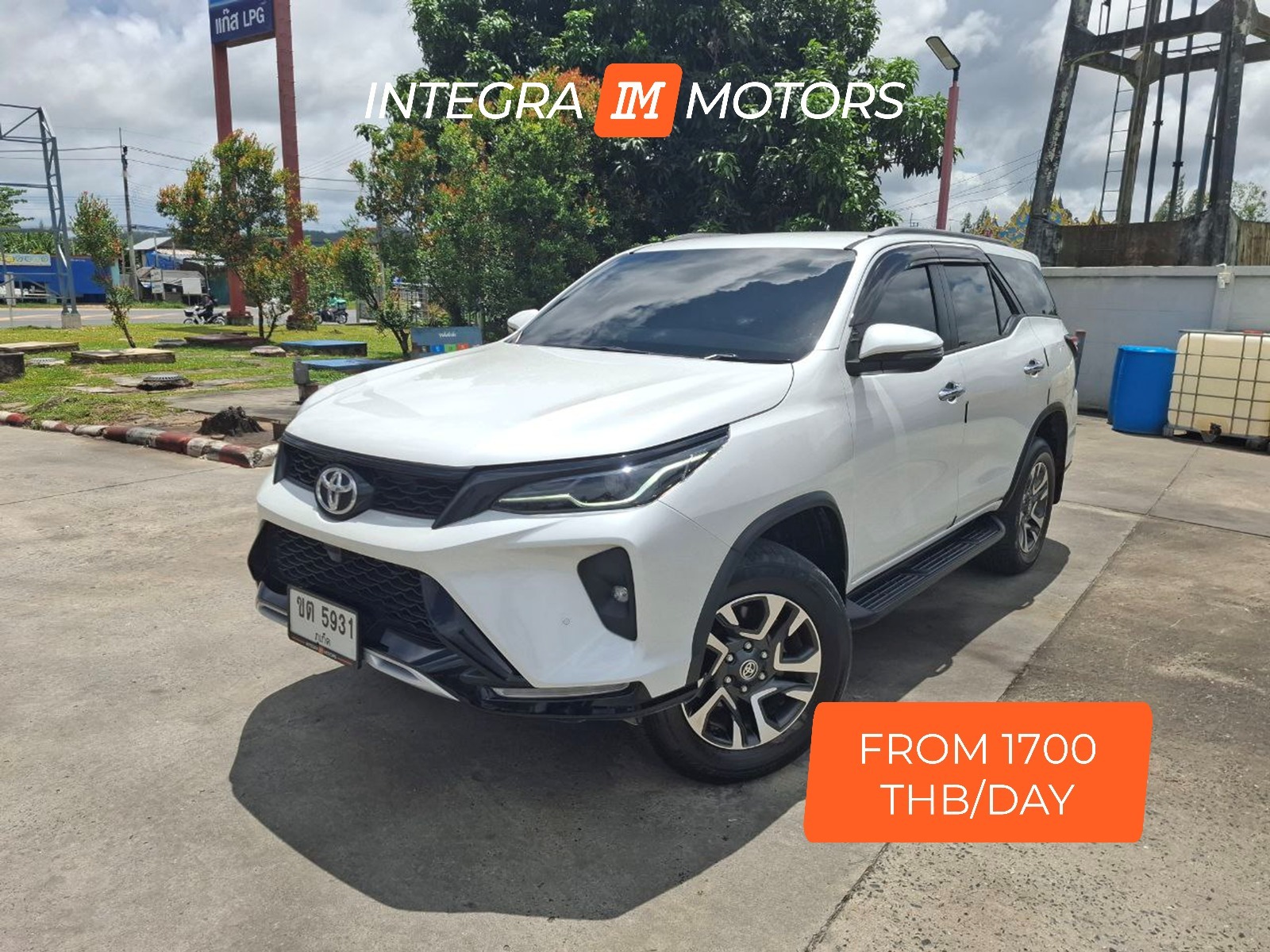 TOYOTA FORTUNER 2023