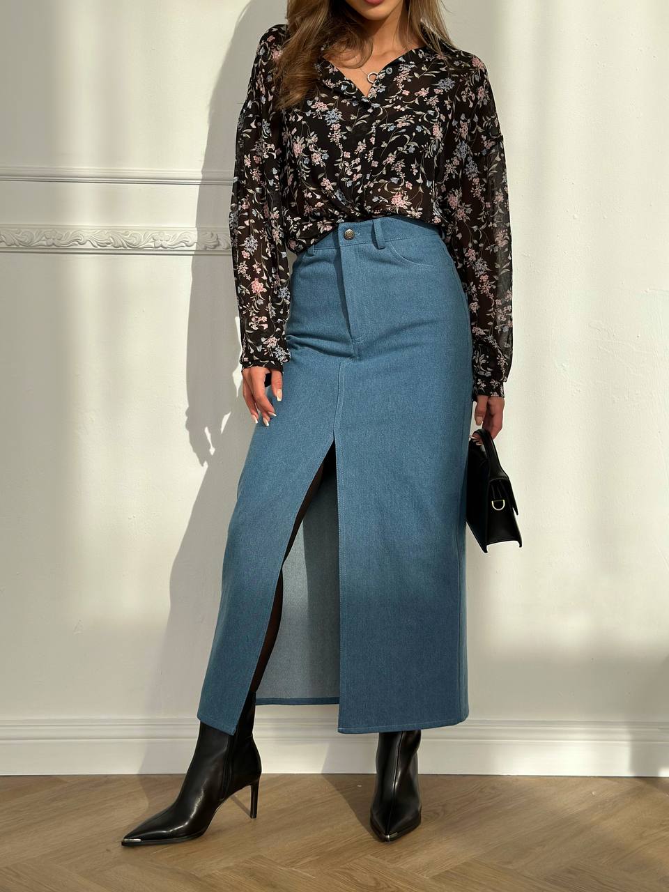 Юбка джинсовая с фигурным вырезом