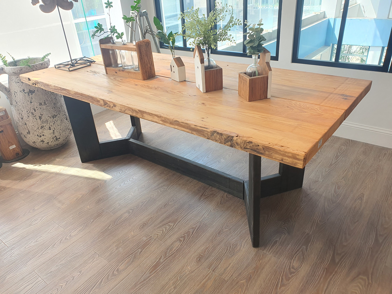 Стол  Miranda&Serena   Y564  