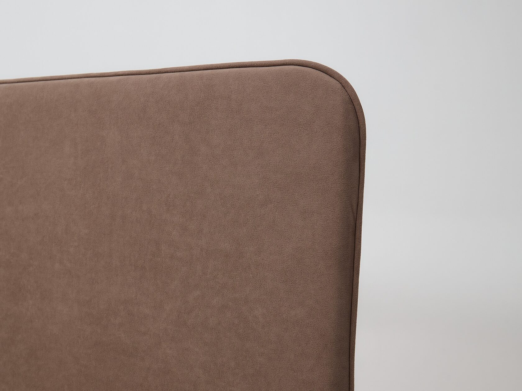 Объёмный кант изголовья