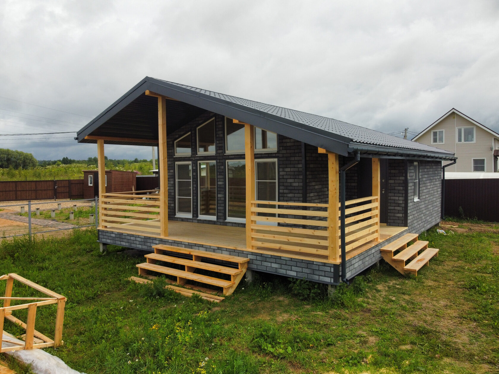 Дом под ключ в Усть-Лабинск терраса Дом под ключ в Усть-Лабинск терраса