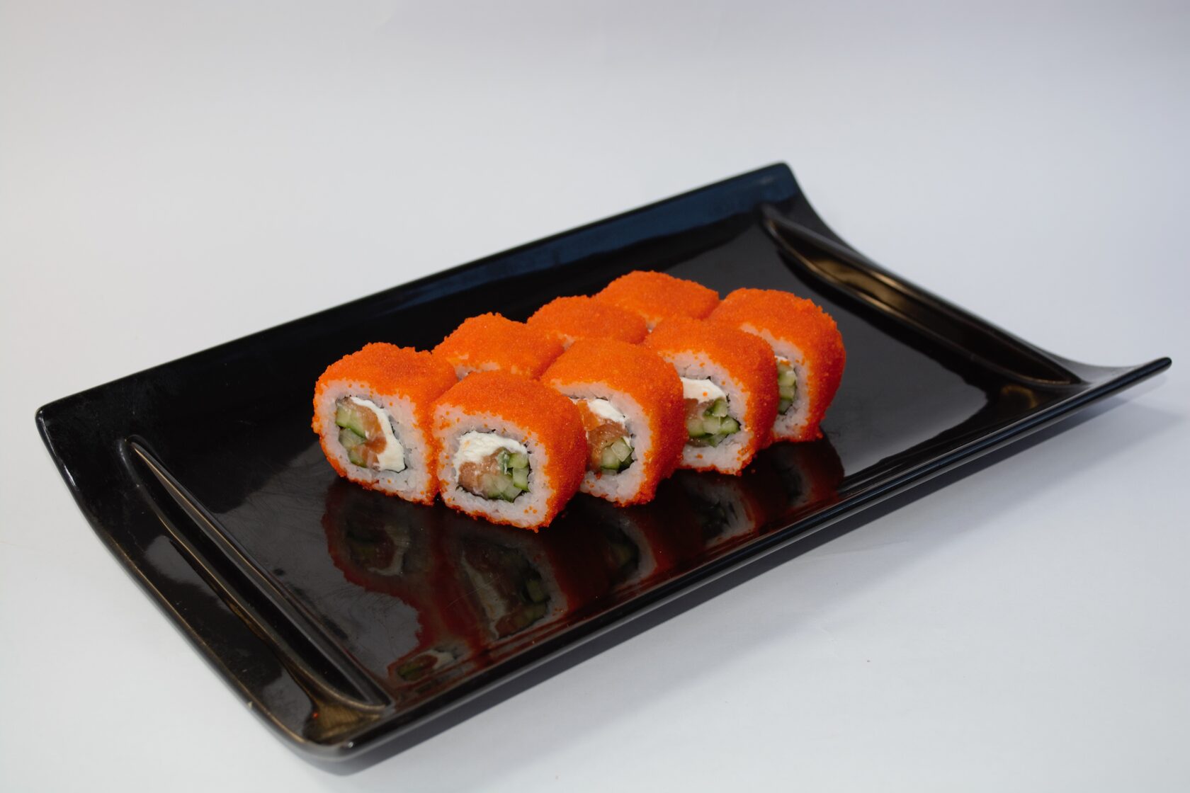 Заказать суши салехард. Реклама ролл лосось острый. Лучшие суши в Салехарде. Суширитто.