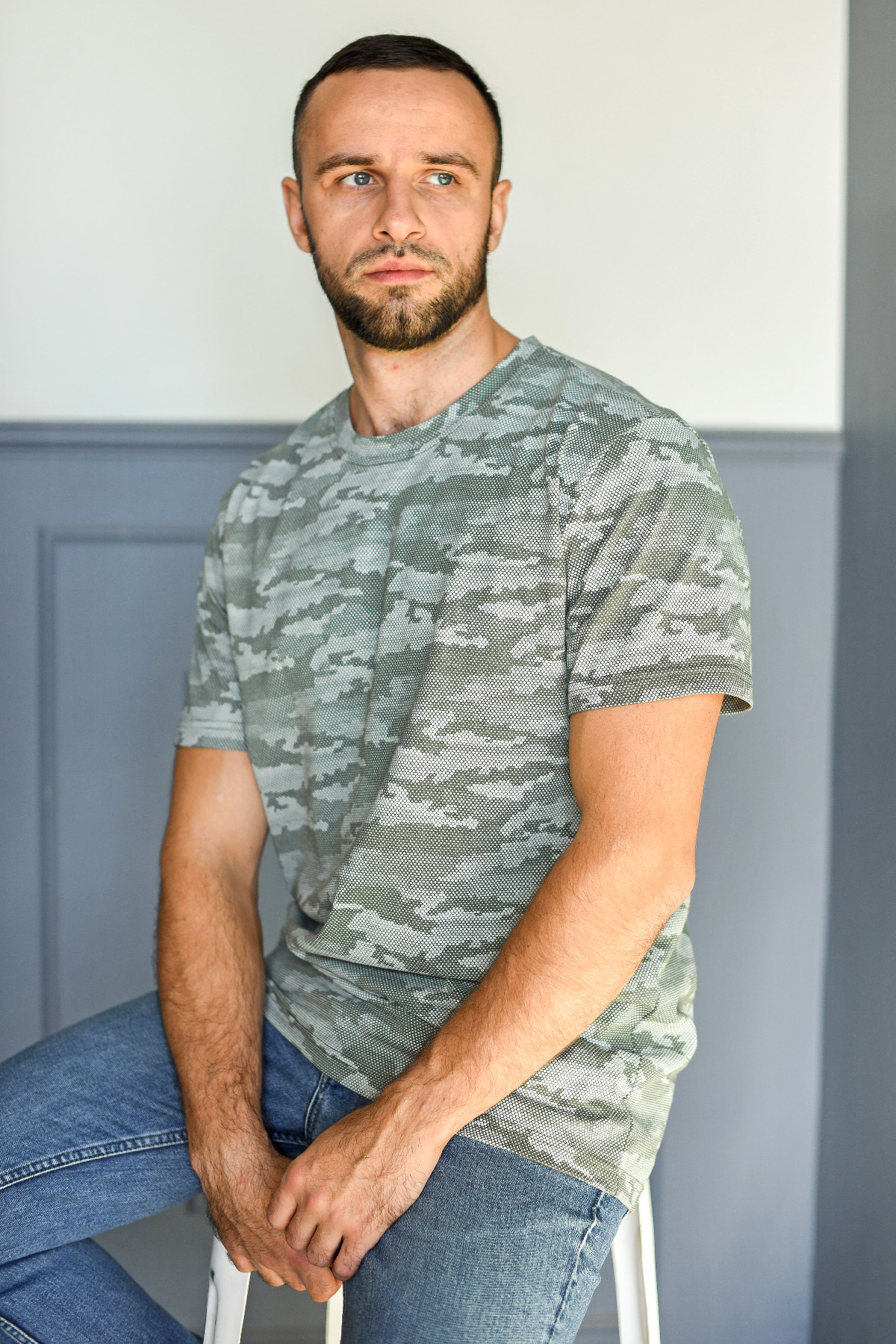 
Футболка мужская "Основа"