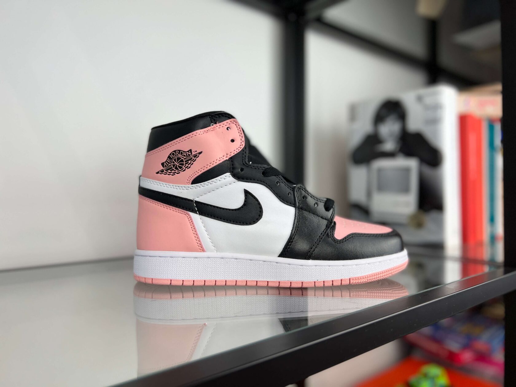 jordan 1 low bubble gum