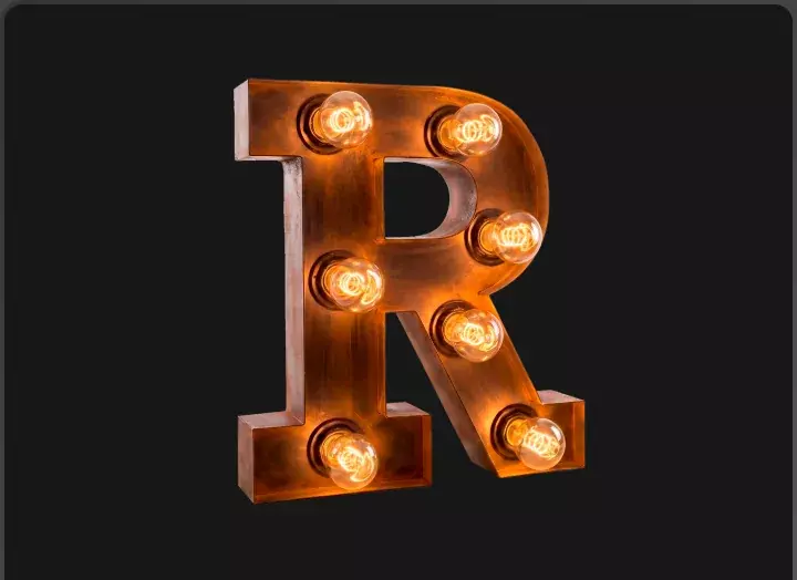 Буква «R» с&nbsp;лампами Эдисона