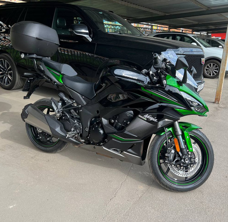 GIVI 4130FZ крепление центрального кофра на KAWASAKI Ninja 1000SX