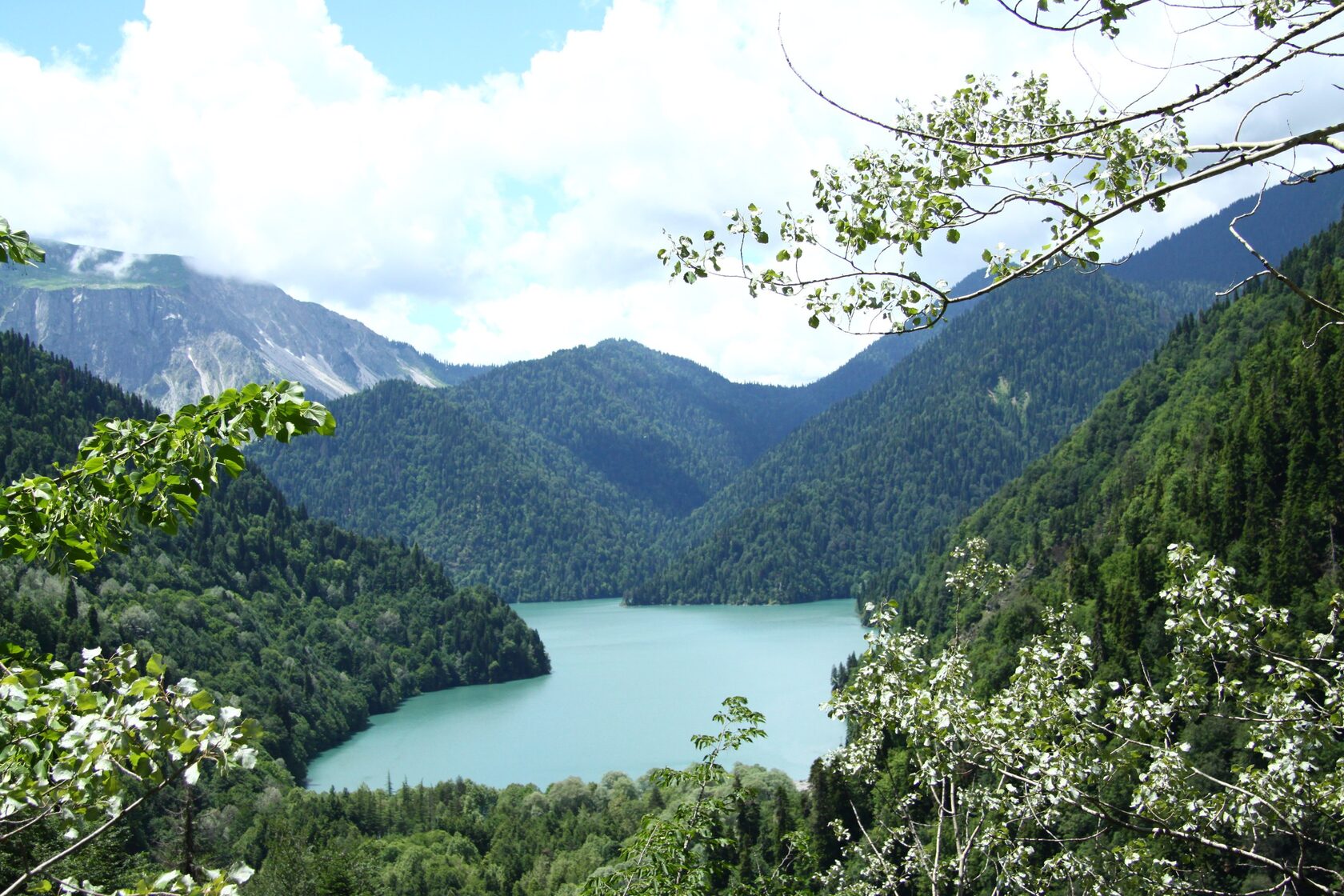 Абхазия в начале мая фото