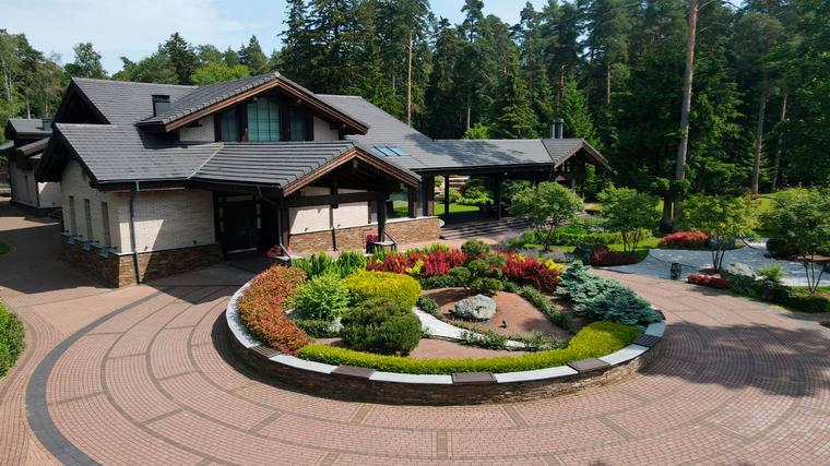 Проект дома «Загородный особняк в курортном районе Спб» в стиле Классический