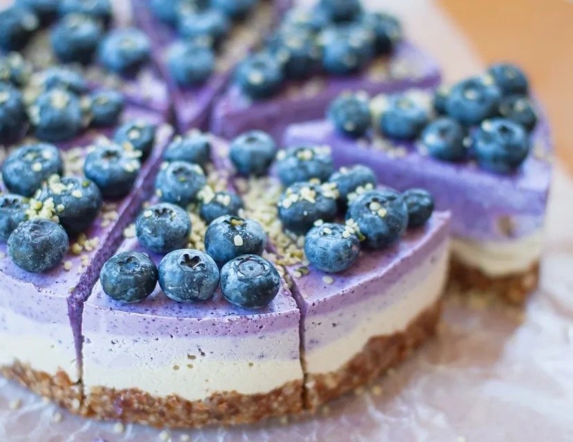 Raw Blueberry Cheesecake