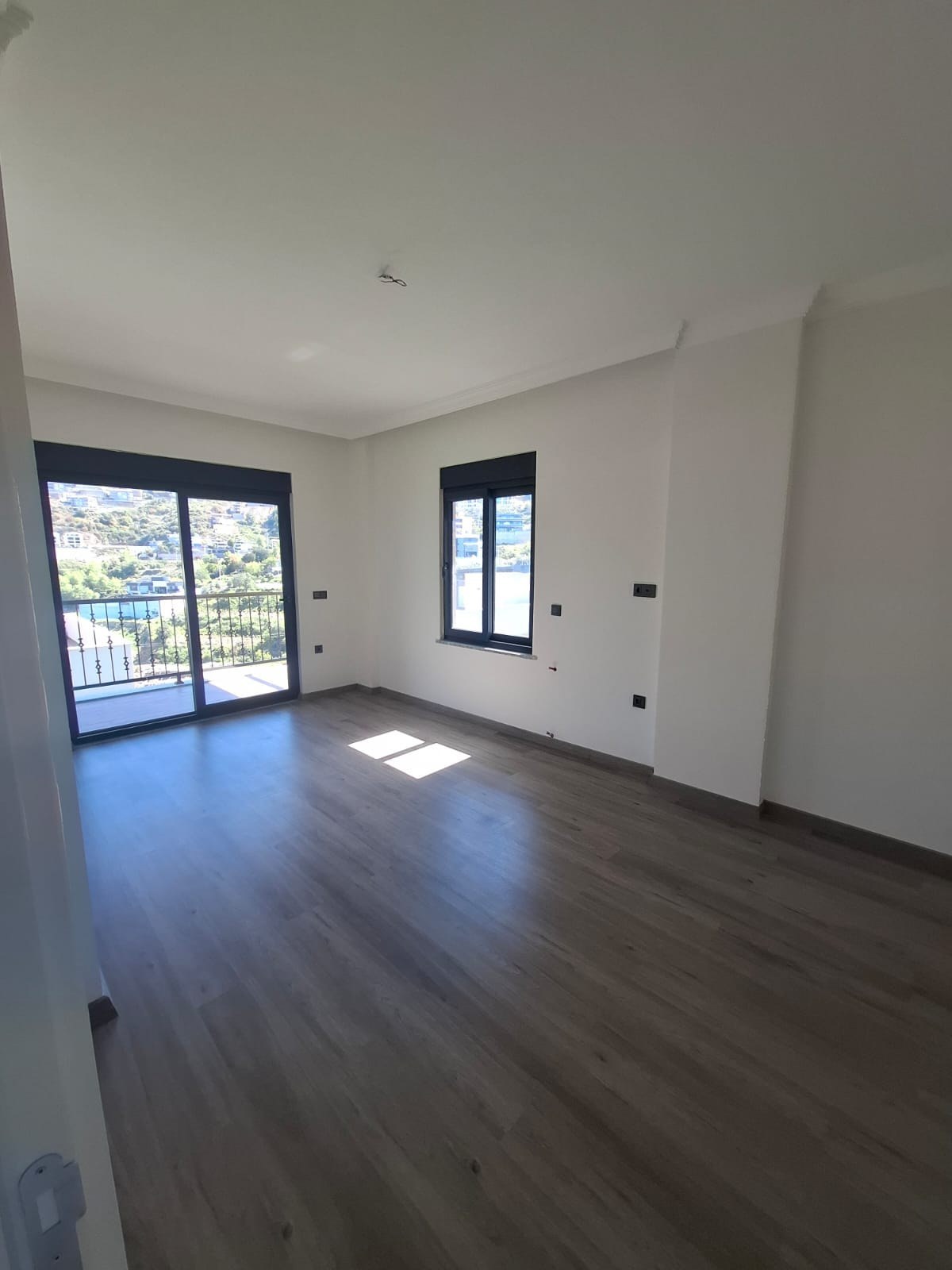 Avocado Villa · bez mebli · 3+1 — zdjęcie 3