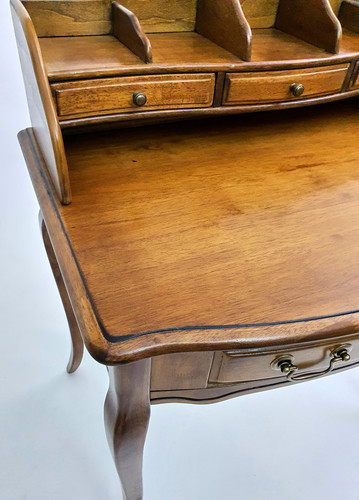 Бюро  Miranda&Serena   H841 (D71)  