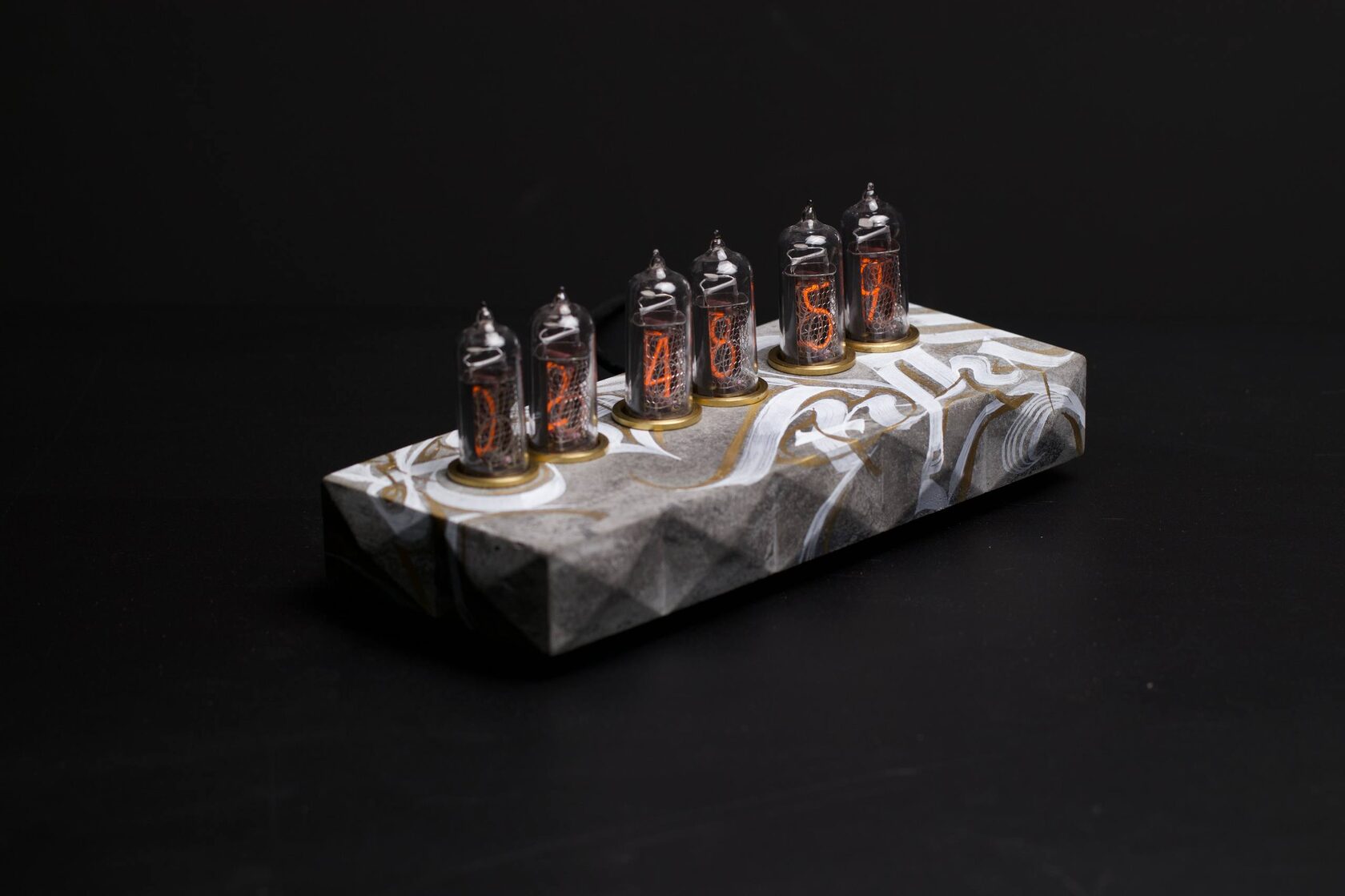 Saturn-C: Calligraphy nixie clock, view 3