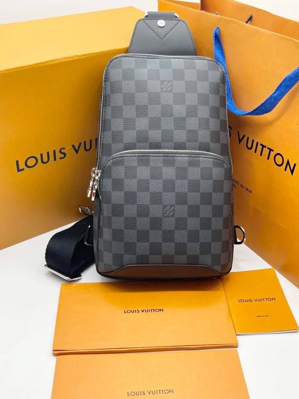 Louis vuitton sale avenue sling bag